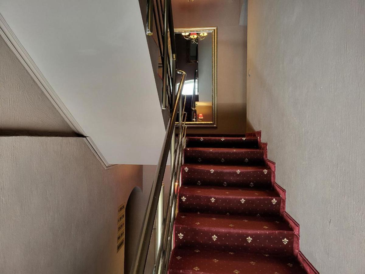 צ'יסינאו Shadow Boutique Hotel & Spa מראה חיצוני תמונה